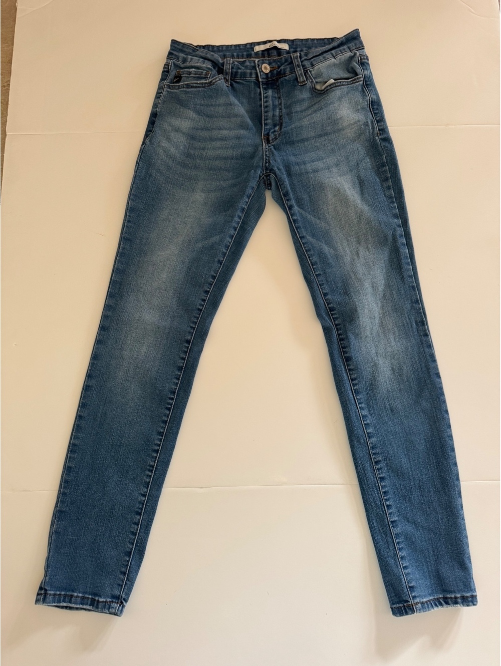 KanCan Women’s Size 28 Blue Skinny Jeans Stretch Distressed Wash 26 Inseam